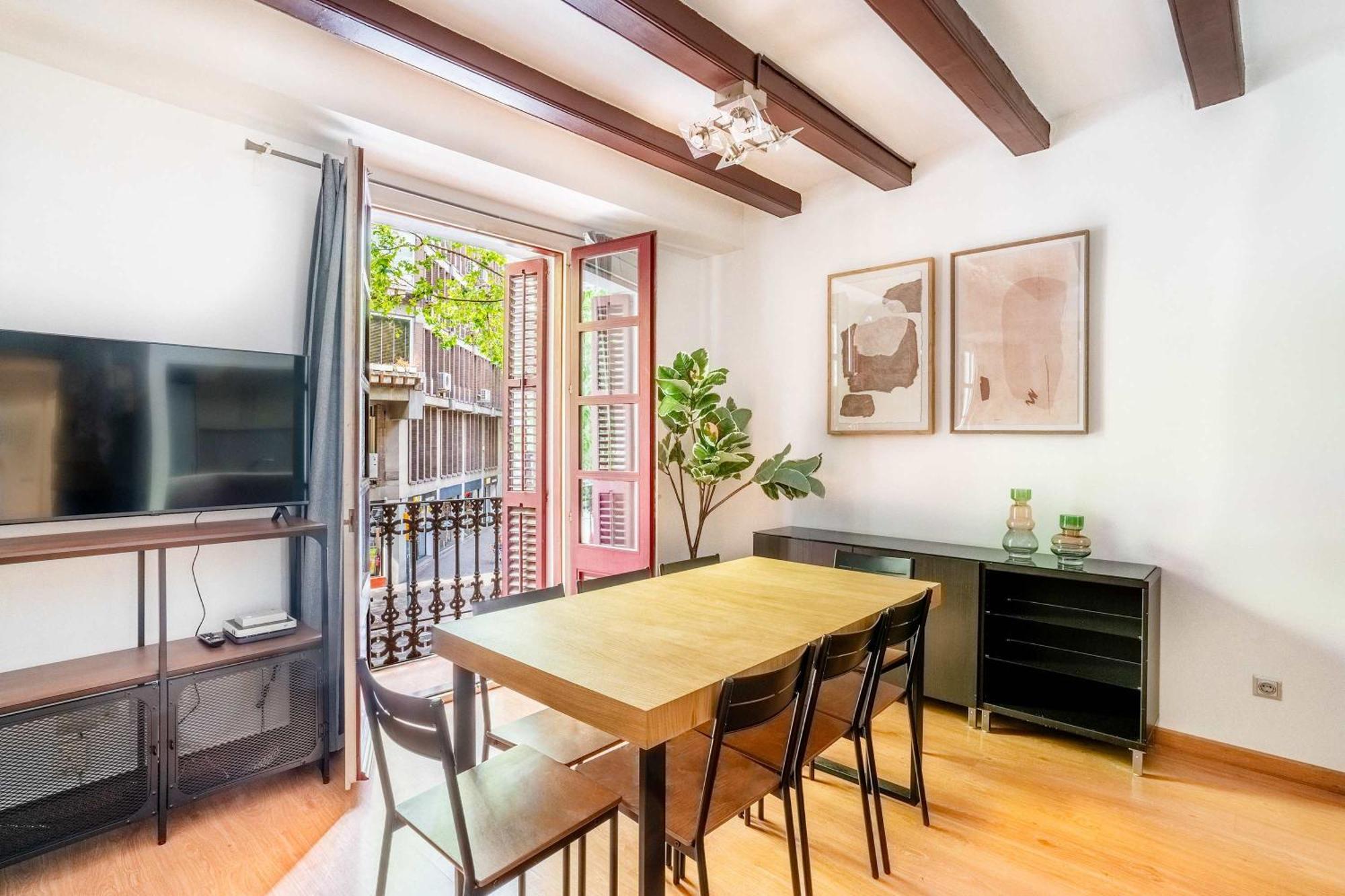 Pl Universitat Comfortable 3bd With Private Patio Apartment Barcelona